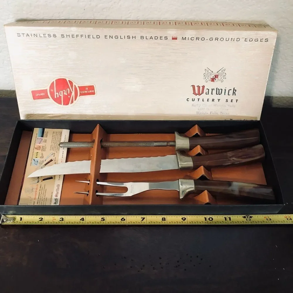 Vintage Warwick Cutlery Knife Set